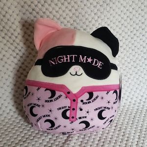 Katsla Cat squishmallow